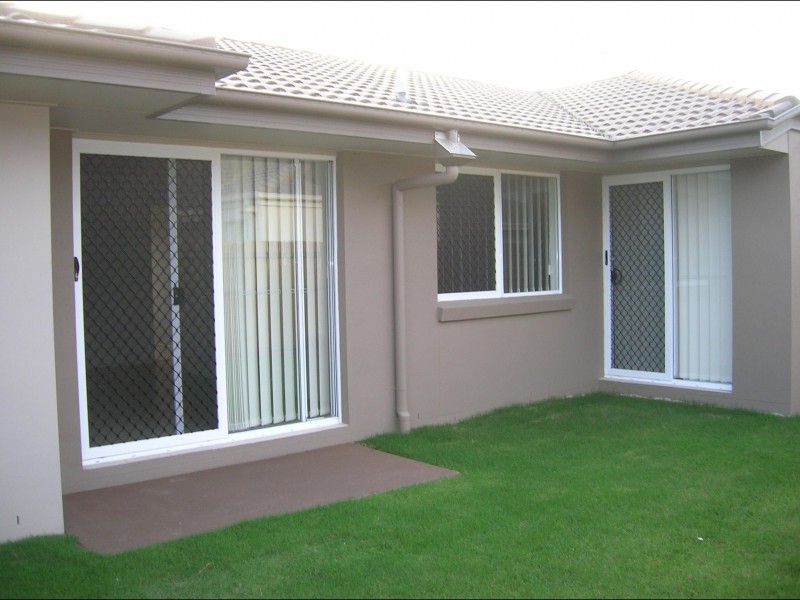 53 Lady Penrhyn Drive, Eli Waters QLD 4655