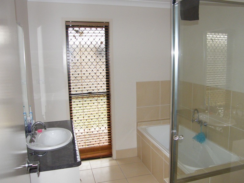 Dundowran QLD 4655