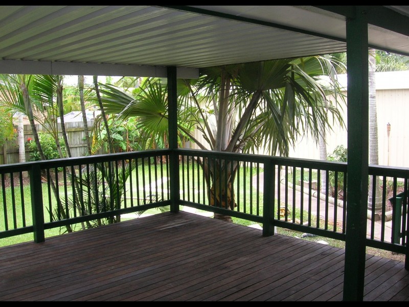 20 White Street, Point Vernon QLD 4655