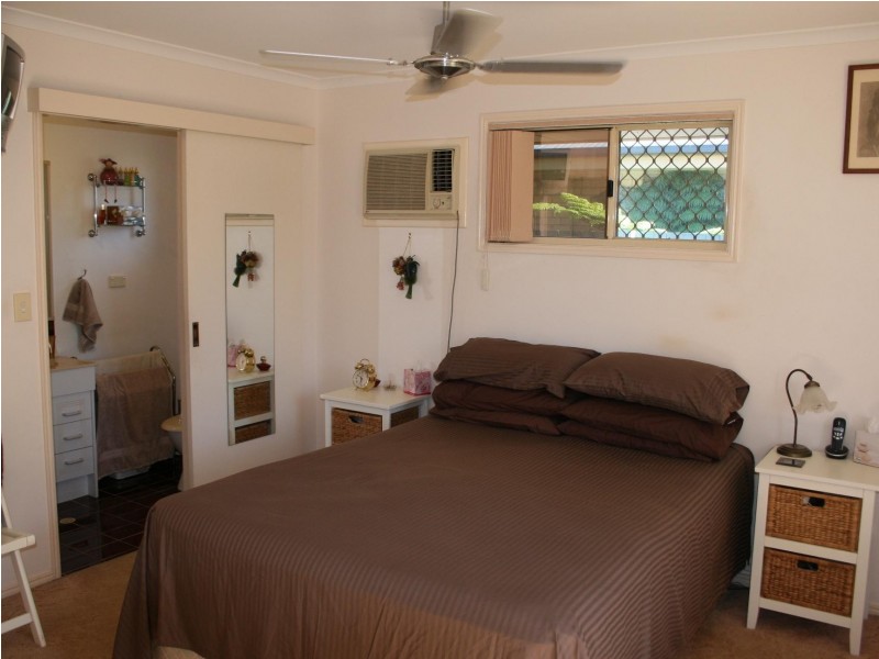 26 Bowerbird Ave, Eli Waters QLD 4655