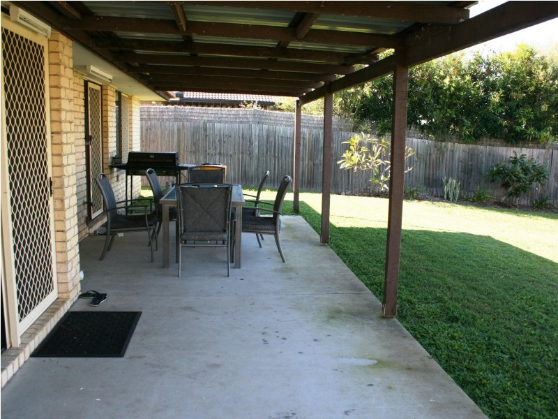 106 Corser St, Point Vernon QLD 4655