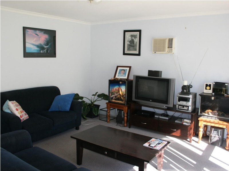 106 Corser St, Point Vernon QLD 4655