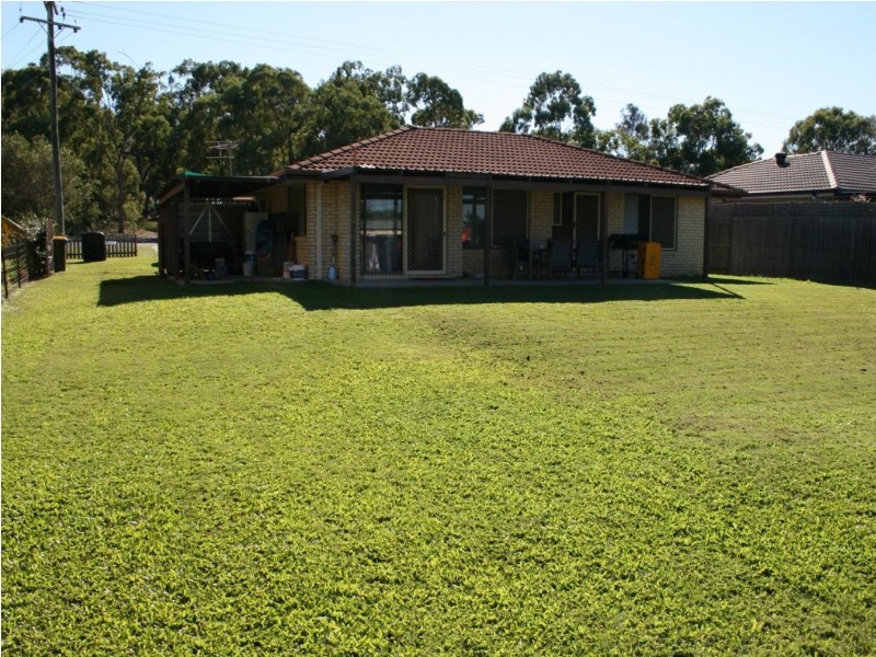 106 Corser St, Point Vernon QLD 4655