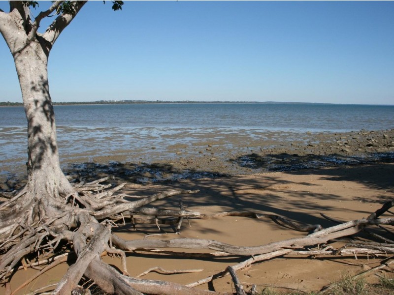 106 Corser St, Point Vernon QLD 4655