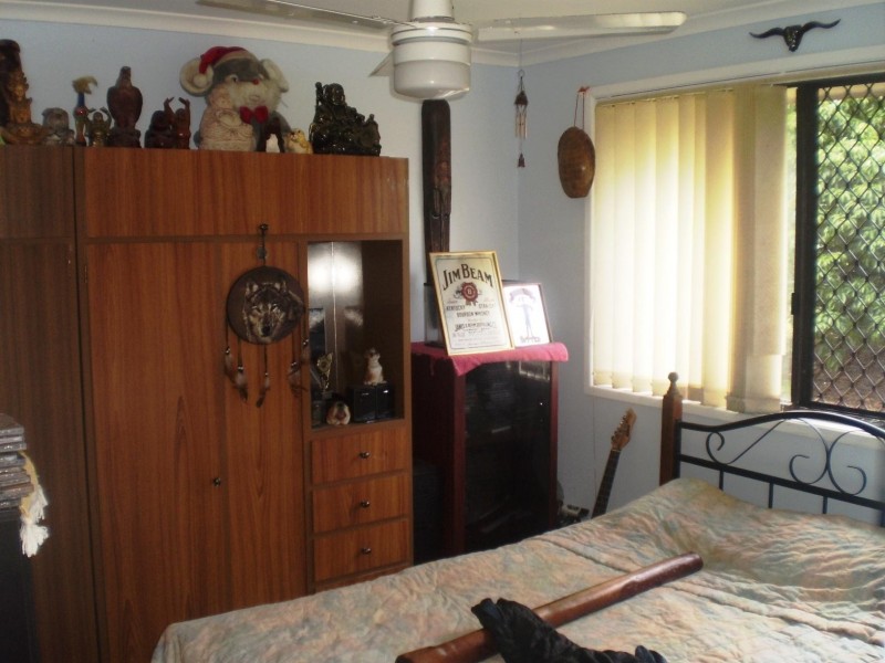 5 Matthew St, Urangan QLD 4655