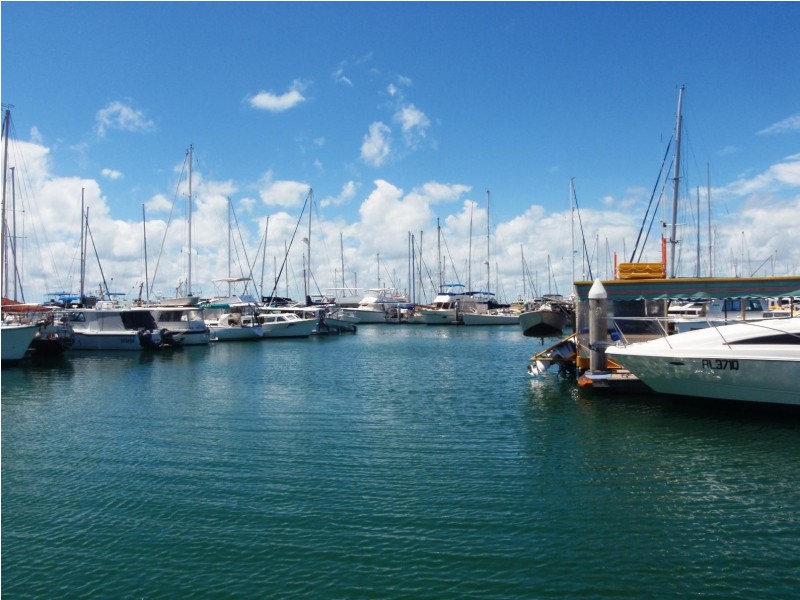 5 Matthew St, Urangan QLD 4655