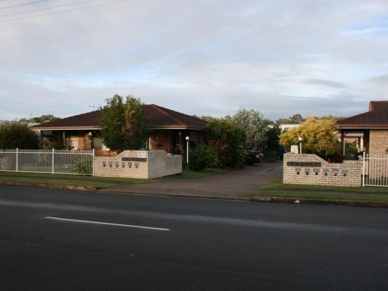 1/81 Miller St, Urangan QLD 4655