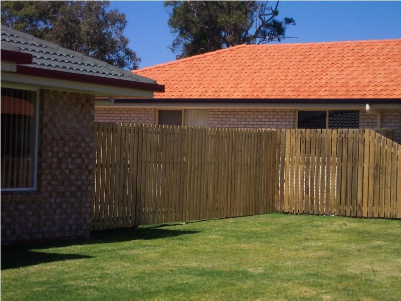 11 Cato Ct, Torquay QLD 4655