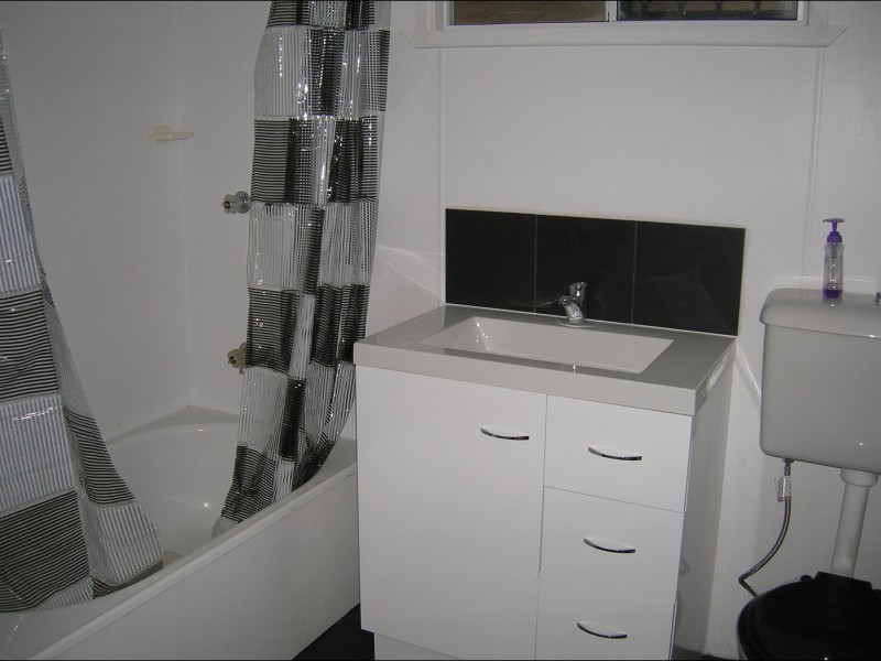 33 Bideford Street,, Torquay QLD 4655