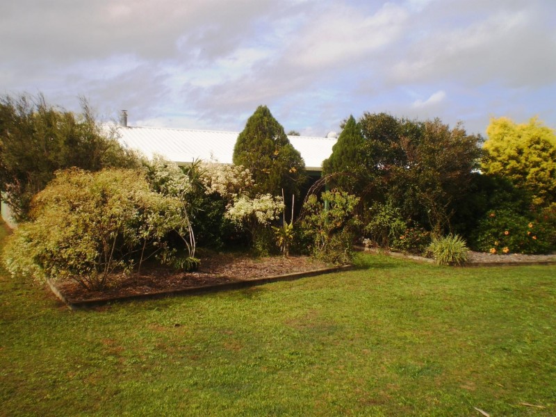 31 Parke Ave, Sunshine Acres QLD 4655