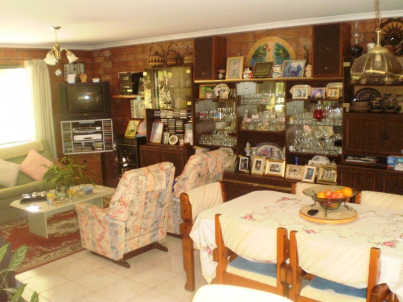 31 Parke Ave, Sunshine Acres QLD 4655