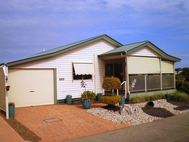 237/7 Bay Drive, Pialba QLD 4655