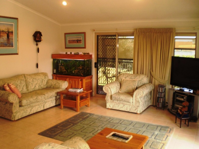 237/7 Bay Drive, Pialba QLD 4655
