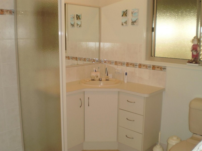 237/7 Bay Drive, Pialba QLD 4655