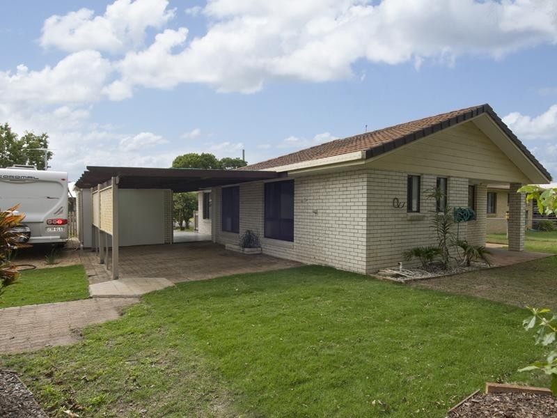 63 Cunningham Street, Urangan QLD 4655