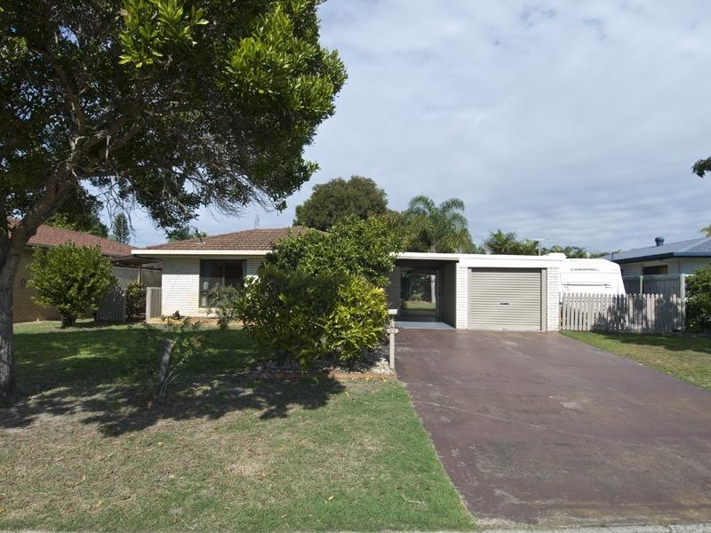 63 Cunningham Street, Urangan QLD 4655