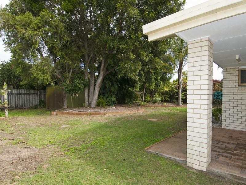 63 Cunningham Street, Urangan QLD 4655