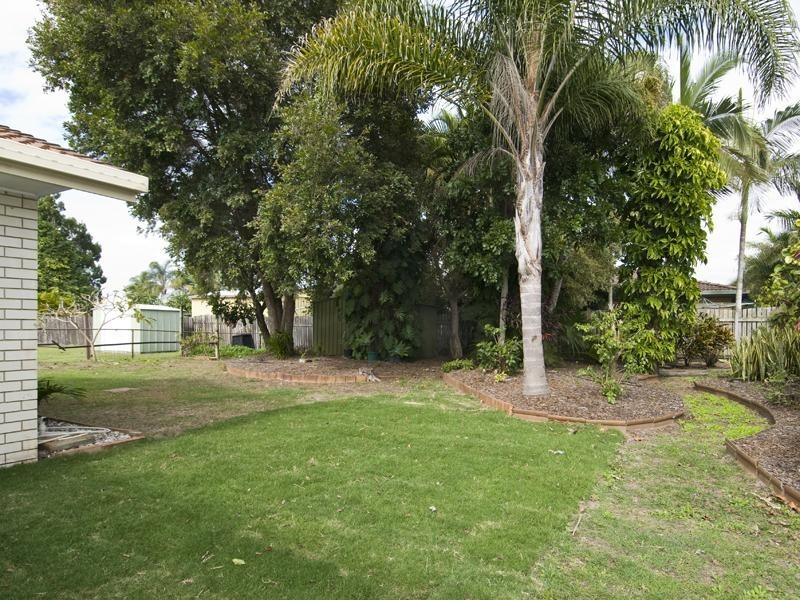 63 Cunningham Street, Urangan QLD 4655