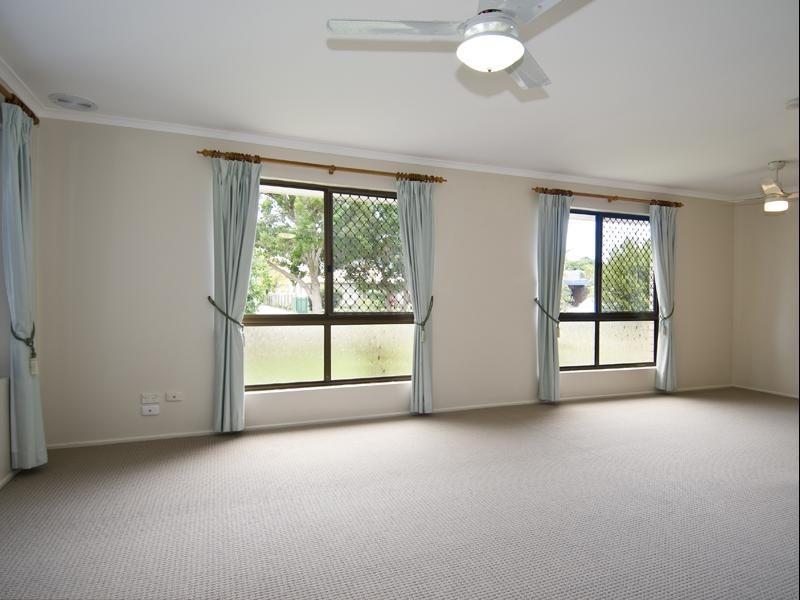 63 Cunningham Street, Urangan QLD 4655