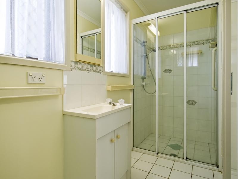 63 Cunningham Street, Urangan QLD 4655