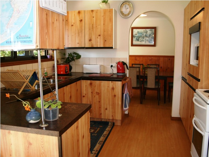 60 Washington Dr, Wondunna QLD 4655