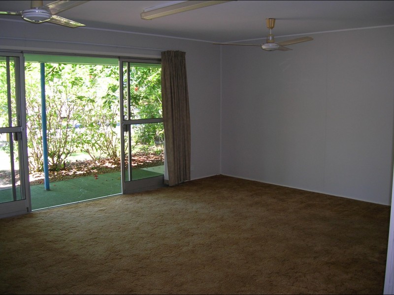 593 Boat Harbour Drive, Urangan QLD 4655