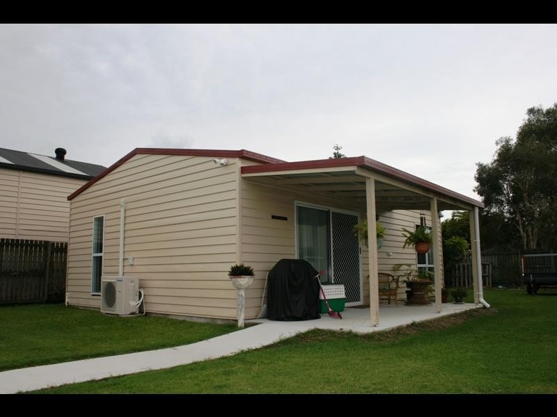 7 Merrilyn Ct, Urangan QLD 4655
