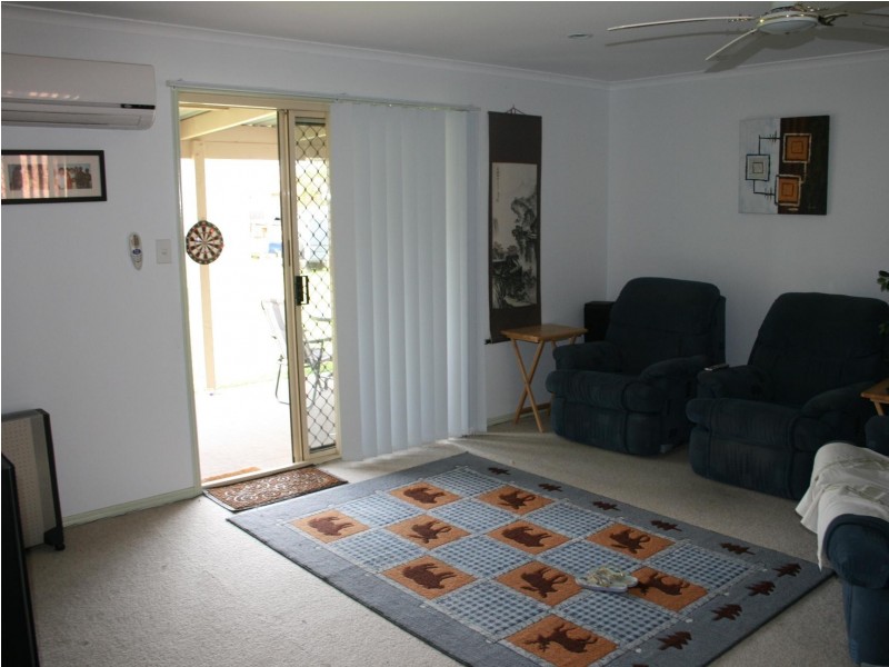 7 Merrilyn Ct, Urangan QLD 4655