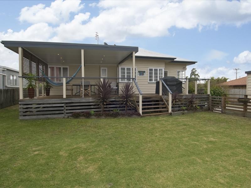 70 Denmans Camp Rd, Torquay QLD 4655