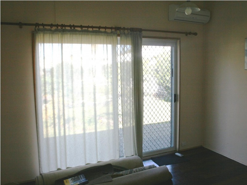 11 Barnstaple, Torquay QLD 4655