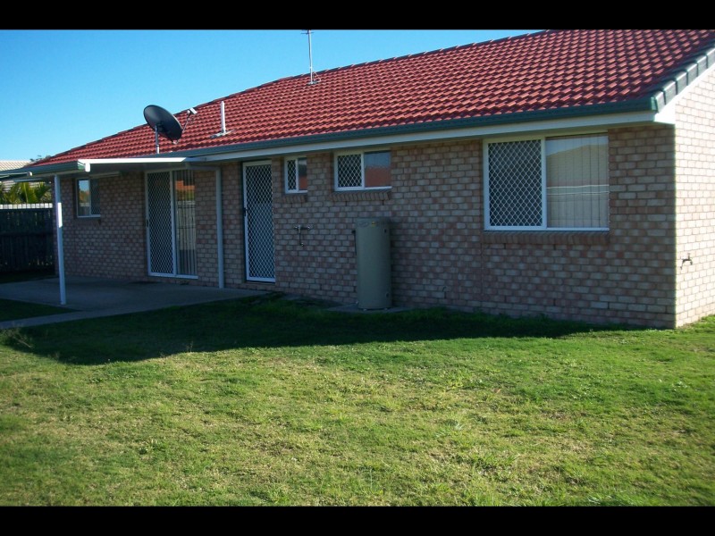 62 Joselyn Drive, Point Vernon QLD 4655