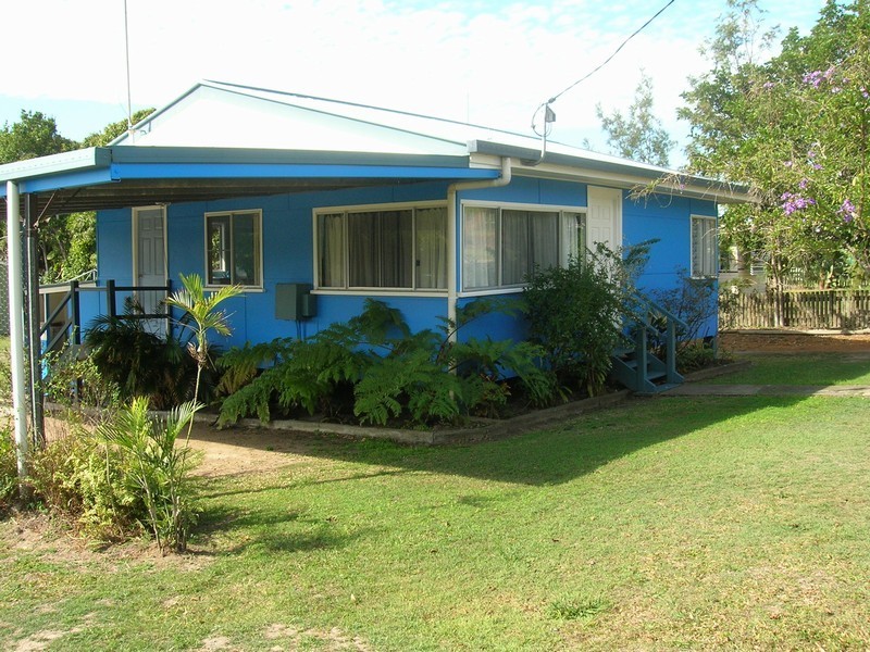62 Totness Street, Torquay QLD 4655