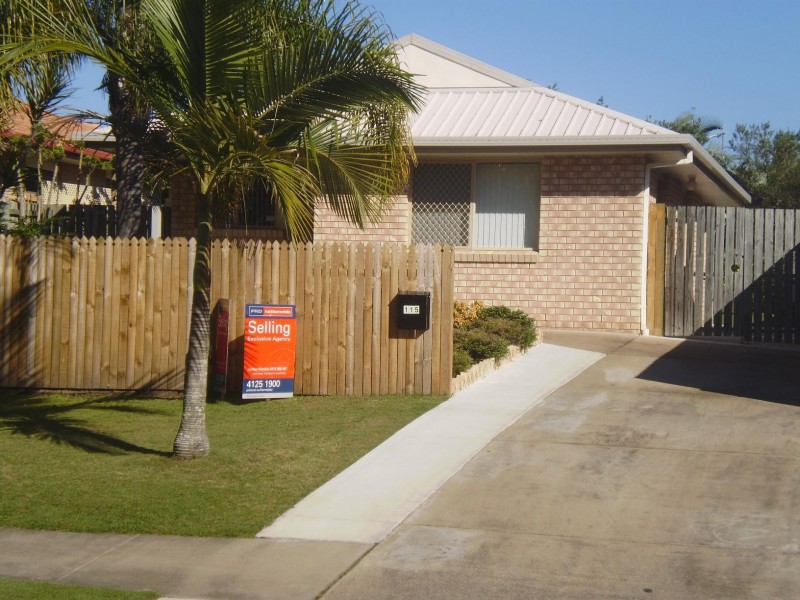 115 Bideford St, Torquay QLD 4655