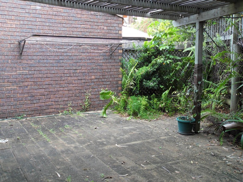 8/272 Torquay Road, Torquay QLD 4655