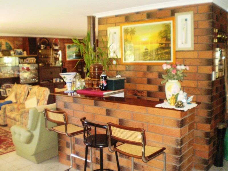 31 Parke Ave, Sunshine Acres QLD 4655