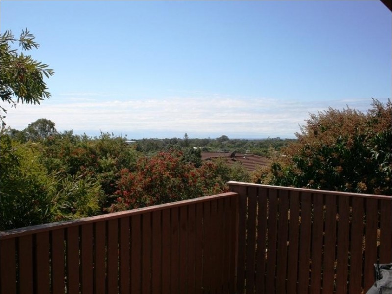 34 Hillcrest Ave, Scarness QLD 4655