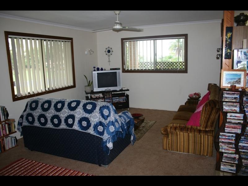 31 Park St, Urangan QLD 4655