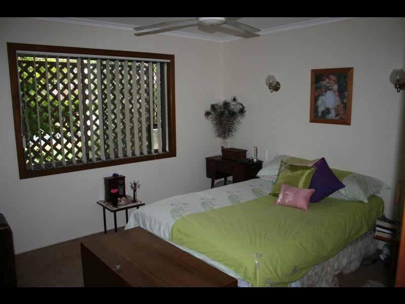 31 Park St, Urangan QLD 4655