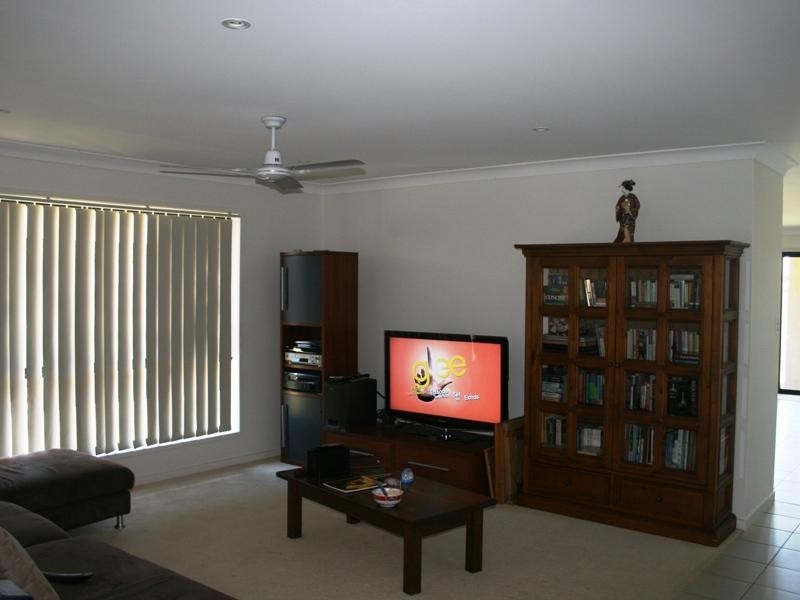 20 Fishburn Way, Eli Waters QLD 4655