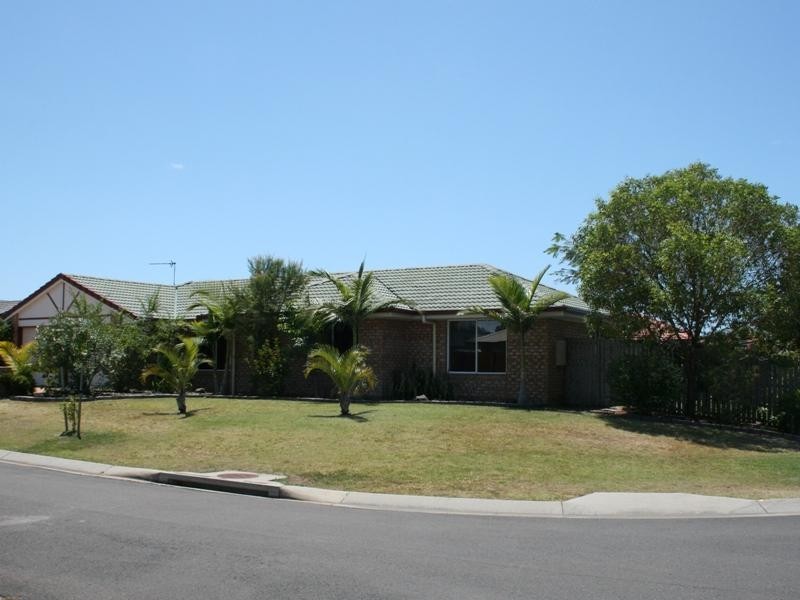 1 Border Court, Torquay QLD 4655