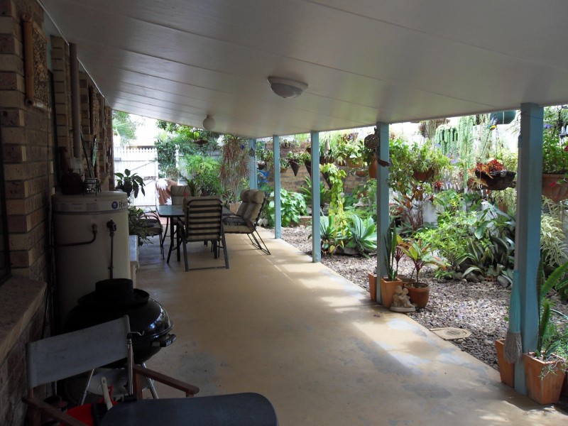 16 Preston Street, Point Vernon QLD 4655