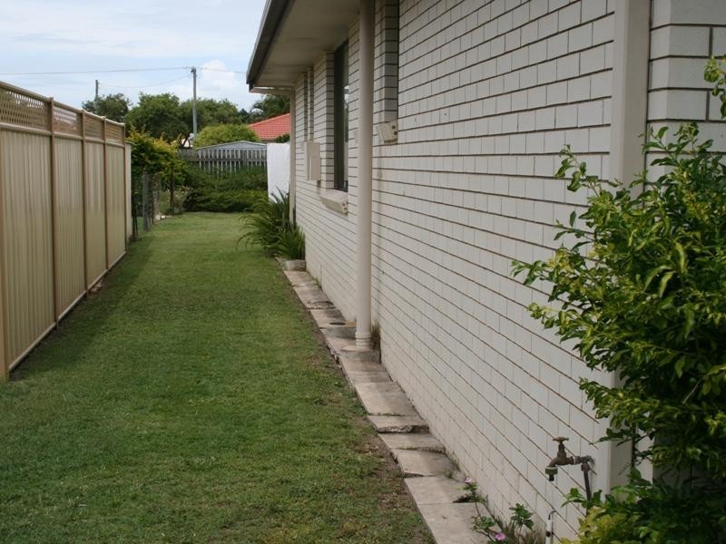 91 Cunningham St, Urangan QLD 4655