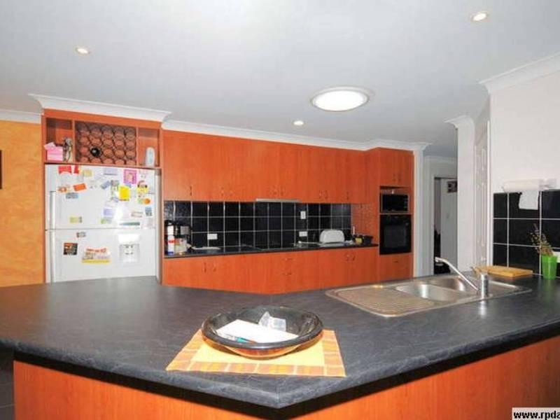 12 La Borde Court, Urraween QLD 4655