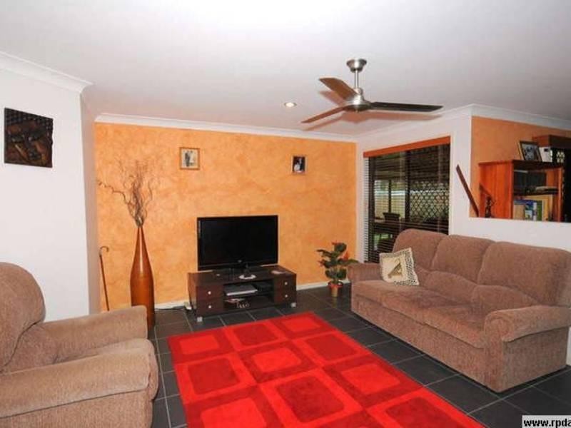 12 La Borde Court, Urraween QLD 4655