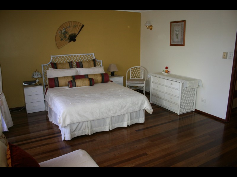 1/4 Frank St, Scarness QLD 4655