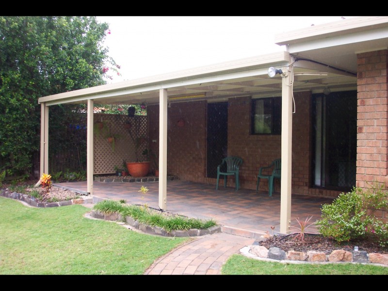 15 Parkway Drive, Scarness QLD 4655