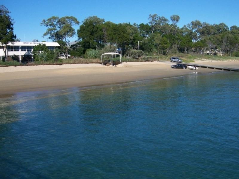 26 Ann Street, Torquay QLD 4655