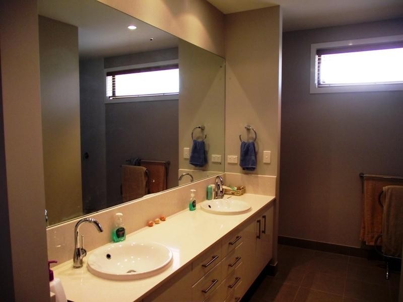 458 Boat Harbour Dr, Torquay QLD 4655