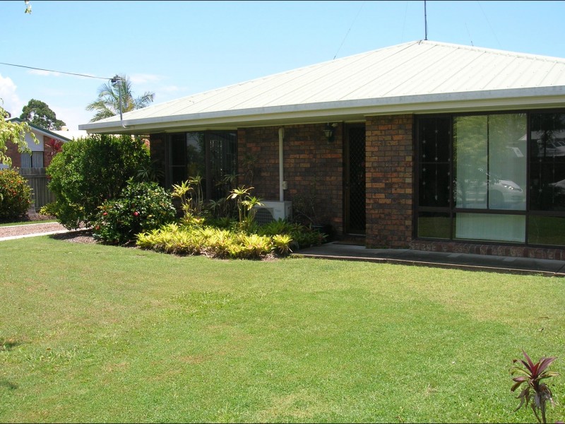 9 Seabreeze Lane, Point Vernon QLD 4655