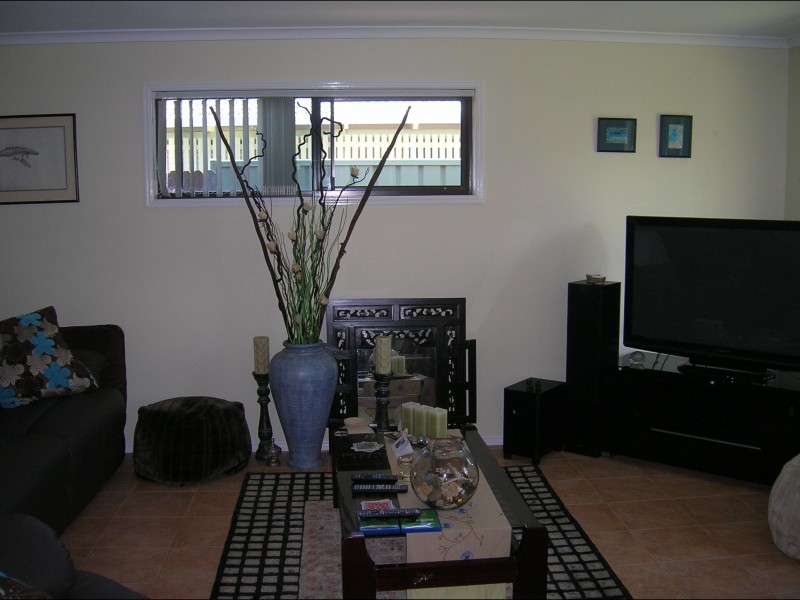 9 Seabreeze Lane, Point Vernon QLD 4655